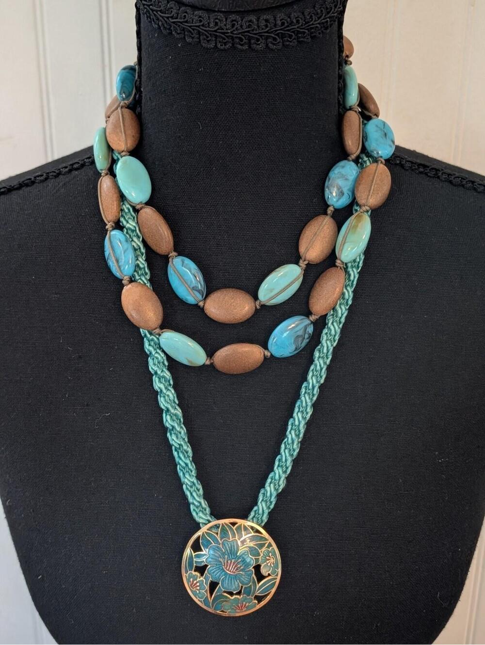 Teal Necklace Lot Of 2 Mermaid Hawaiian Style Enameled Pendant Beaded - Picture 1 of 8